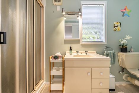 Photo of property in 15 Cleary Street, Waterloo, Lower Hutt, 5011