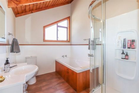 Photo of property in 13 Bosworth Street, Egmont Village, 4372