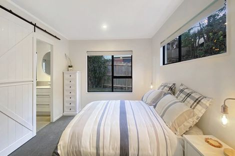 Photo of property in 23 Ian Sage Avenue, Torbay, Auckland, 0630