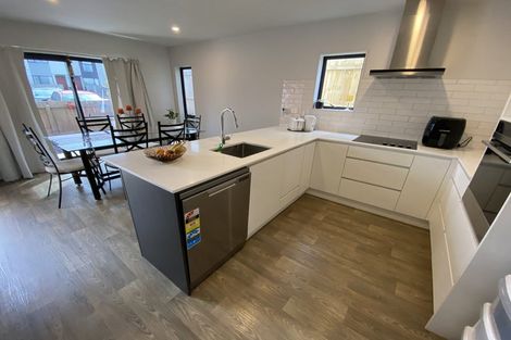 Photo of property in 36 Matawhanga Drive, Wattle Downs, Auckland, 2103