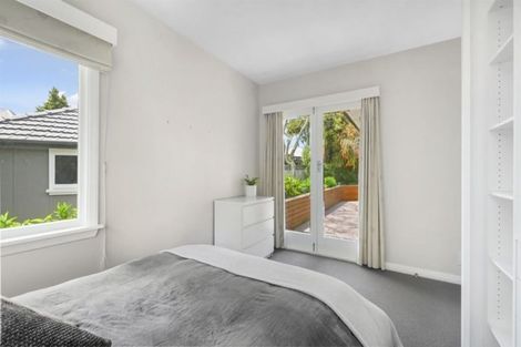 Photo of property in 8 Trist Place, Edgeware, Christchurch, 8013