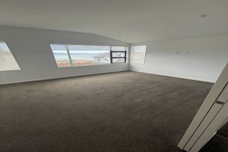 Photo of property in 9 Sargeson Way, Kaiwharawhara, Wellington, 6035