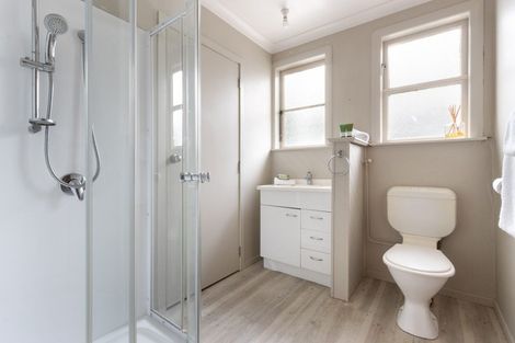 Photo of property in 84 Latham Street, Marewa, Napier, 4110