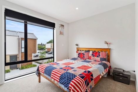 Photo of property in 2/5 Parson Lane, Papatoetoe, Auckland, 2025