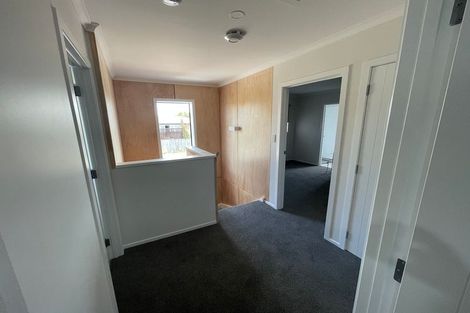 Photo of property in 32 Southsea Crescent, Silverdale, Hamilton, 3216