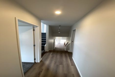 Photo of property in 36d Eastern Beach Road, Bucklands Beach, Auckland, 2012