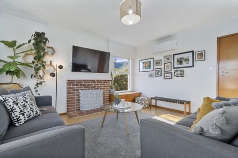 Photo of property in 265 Great North Road, Henderson, Auckland, 0612