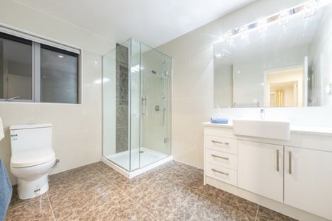 Photo of property in 3 Moville Drive, Flat Bush, Auckland, 2019