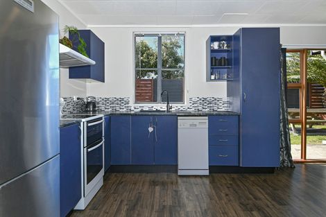 Photo of property in 296 Pukehina Parade, Pukehina, Te Puke, 3189