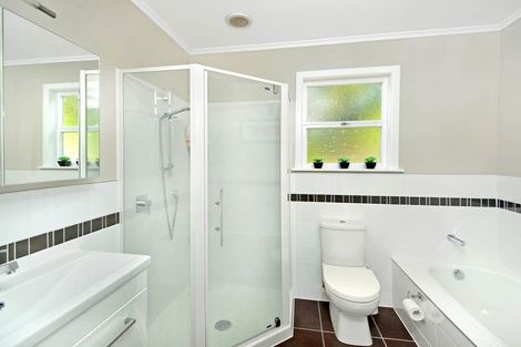 Photo of property in 24 Mountbatten Avenue, Hillcrest, Auckland, 0627