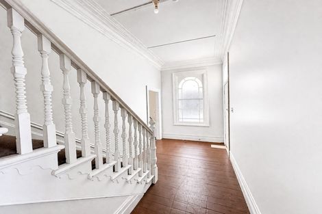 Photo of property in 1/18 Clifton Terrace, Kelburn, Wellington, 6012