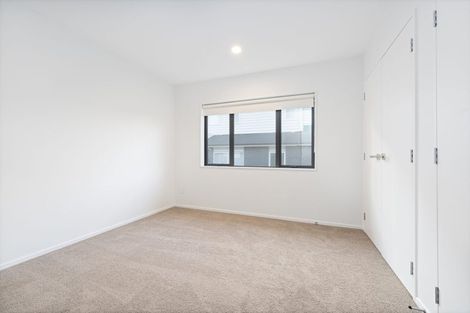 Photo of property in 55 Platinum Rise, Ranui, Auckland, 0612