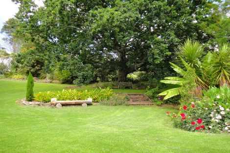 Photo of property in 931 State Highway 1, Oakleigh, Whangarei, 0171