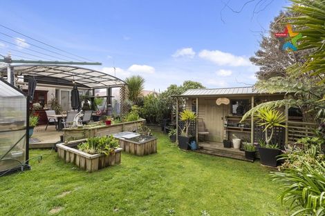 Photo of property in 19 Gardiner Grove, Wainuiomata, Lower Hutt, 5014