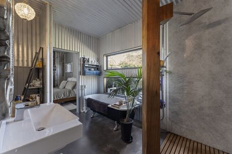 Photo of property in 294 Inland Road North, Tikorangi, Waitara, 4383