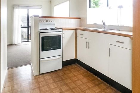 Photo of property in 55 Woodglen Road, Glen Eden, Auckland, 0602