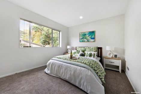 Photo of property in 41c Redoubt Road, Goodwood Heights, Auckland, 2105