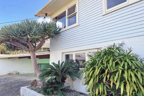 Photo of property in 44 Memorial Drive, Parahaki, Whangarei, 0112