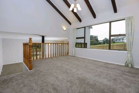 Photo of property in 29 Cairngorm Place, Highland Park, Auckland, 2010