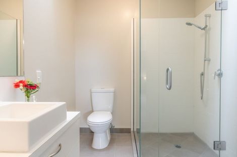 Photo of property in 15a Burdale Street, Riccarton, Christchurch, 8011