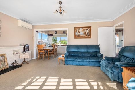 Photo of property in 6 Lucas Place, Weymouth, Auckland, 2103