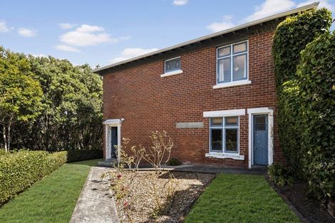 Photo of property in 44 Tio Tio Road, Miramar, Wellington, 6022