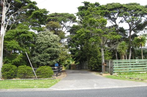 Photo of property in 21 Muriwai Road, Waimauku, 0812