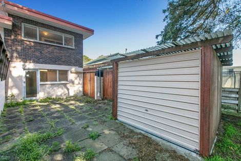Photo of property in 52 Lawrence Crescent, Hillpark, Auckland, 2102