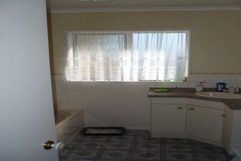 Photo of property in 150 Station Road, Pukekohe, 2120
