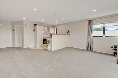Photo of property in 6/5 Cook Street, Howick, Auckland, 2014