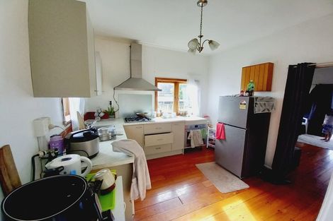 Photo of property in 137 Seabrook Avenue, New Lynn, Auckland, 0600