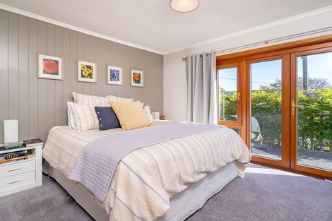 Photo of property in 104 Doon Street, Waverley, Dunedin, 9013