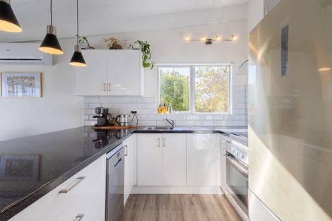 Photo of property in 99a Ruahine Street, Paraparaumu, 5032