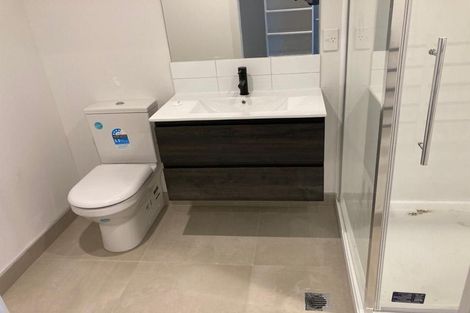 Photo of property in 2/60 Hayfield Way, Karaka, Papakura, 2580