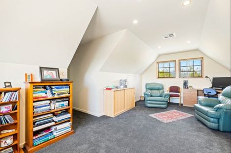 Photo of property in 71 Govan Road, Galloway, Alexandra, 9393