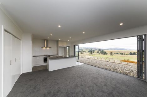 Photo of property in 34 Varsity Heights, Fitzherbert, Palmerston North, 4410