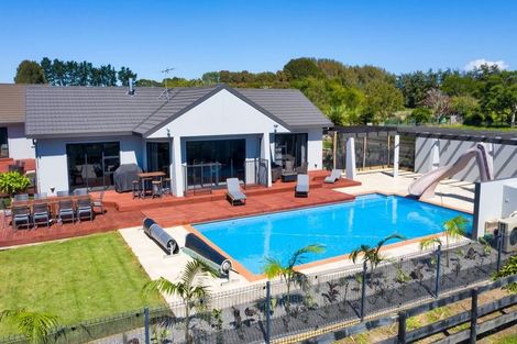 Photo of property in 43 Pennington Road, Brixton, Waitara, 4382