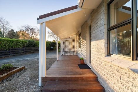 Photo of property in 32 Redwood Grove, Hokowhitu, Palmerston North, 4410