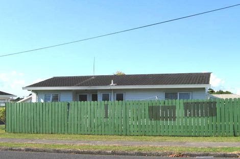 Photo of property in 8 Willerton Avenue, New Lynn, Auckland, 0600