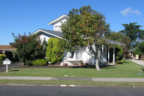 Photo of property in 109 Edgewater Drive, Pakuranga, Auckland, 2010