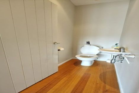 Photo of property in 1 Glenreagh Place, Torbay, Auckland, 0630