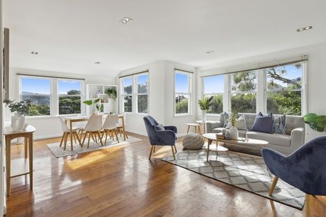 Photo of property in 19 Sidlaw Street, Strathmore Park, Wellington, 6022