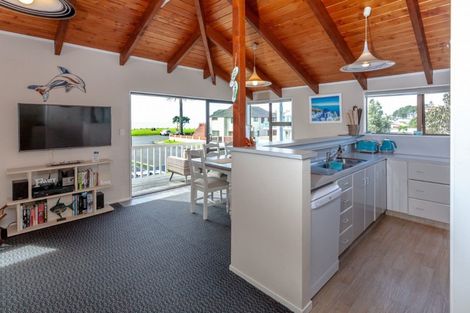 Photo of property in 201a Graham Street, Whangamata, 3620