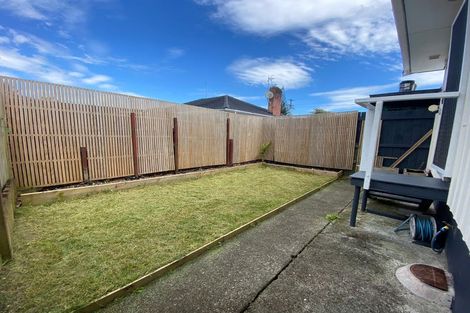 Photo of property in 2/49 Miro Street, New Lynn, Auckland, 0600