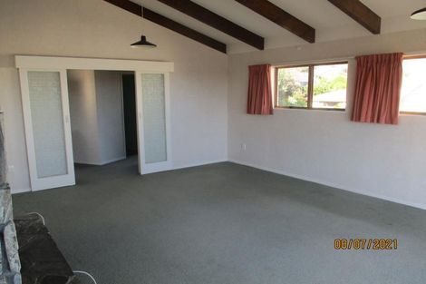 Photo of property in 135 Winara Avenue, Waikanae, 5036