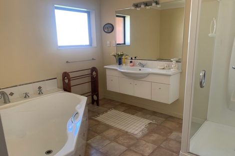 Photo of property in 11 Sarita Place, Cromwell, 9310