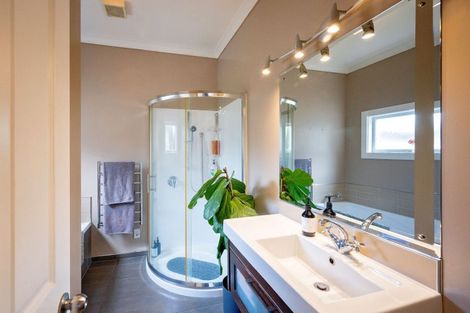 Photo of property in 709 Avenue Road West, Saint Leonards, Hastings, 4120