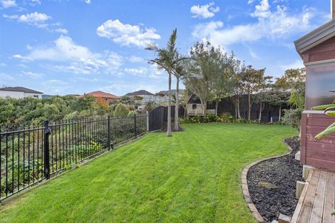 Photo of property in 113 Te Puia Drive, Aotea, Porirua, 5024