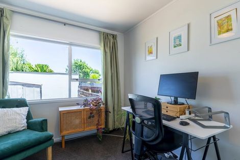Photo of property in 2/24 Bedford Street, Te Atatu South, Auckland, 0610