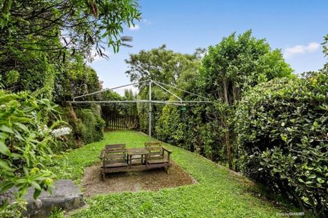 Photo of property in 8 Diane Grove, Paparangi, Wellington, 6037